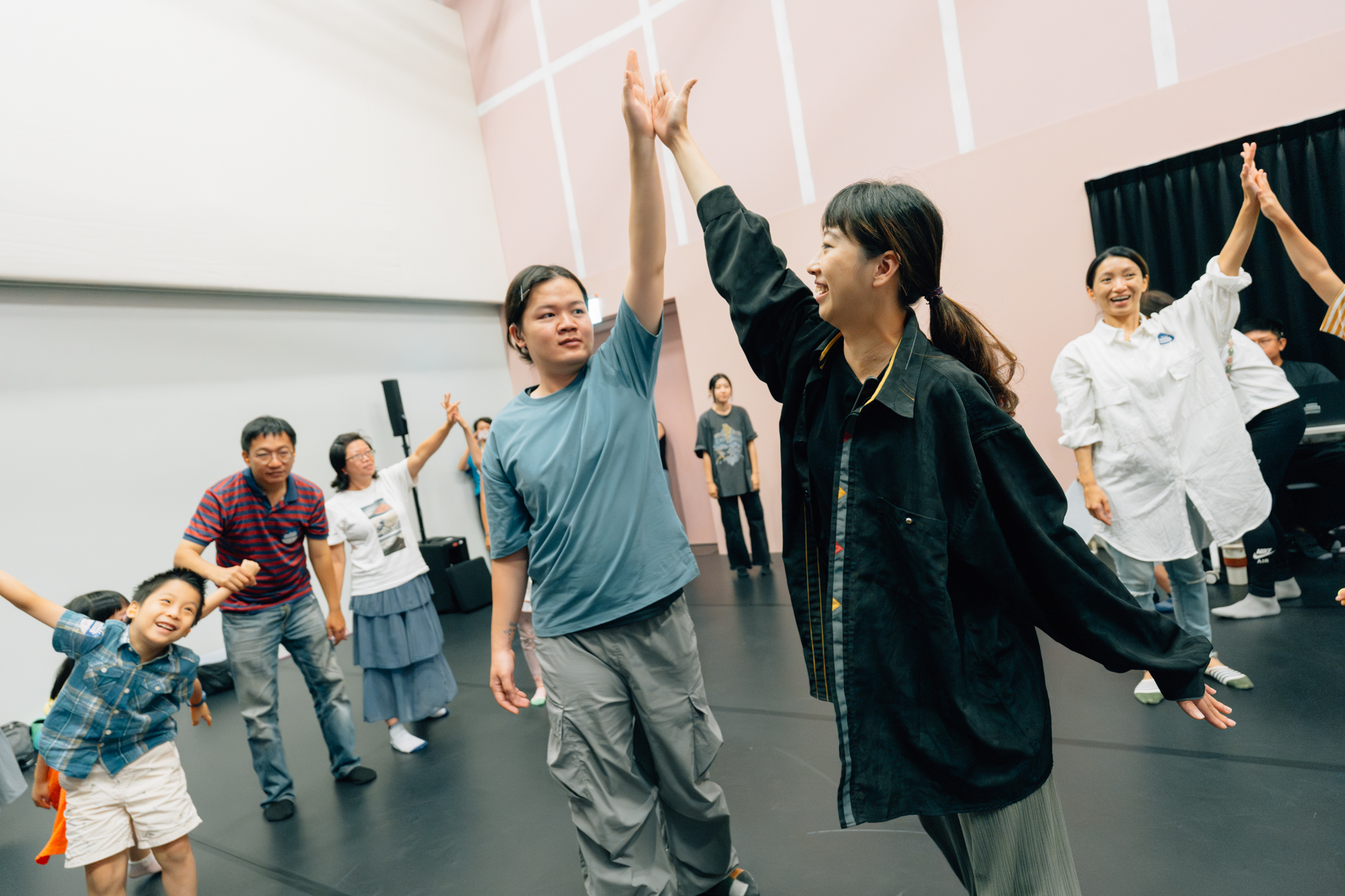 臺北兒童藝術節/2026臺北兒童藝術節/共融工作坊/20250628北藝中心《找找我的身影：聽聾共融身體工作坊》TPAC Photo by 張之馨-71 (1)